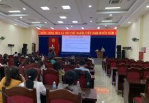 Ngày 22/12/2020 tại Hội trường UBND huyện Cam Lâm, Ban Chỉ đạo công tác Dân số-KHHGĐ huyện tổ chức Hội nghị hưởng ứng Tháng hành động Quốc gia về Dân số và ngày Dân số Việt Nam 26/12; Tổng kết công tác Dân số năm 2020. Tại Hội nghị UBND huyện đã tặng Giấy khen cho 04 tập thể, 10 cá nhân đã có thành tích xuất sắc, tiêu biểu trong thực hiện công tác Dân số-KHHGĐ năm 2020.