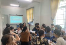 Trung tâm Y tế Cam Lâm tổ chức tập huấn triển khai thực hiện Phiếu giám sát tình hình cung cấp dịch vụ KHHGĐ tại Trạm Y tế và Phiếu giám sát cộng tác viên dân số về tuyên truyền, tư vấn, cung cấp BPTT tại cộng đồng